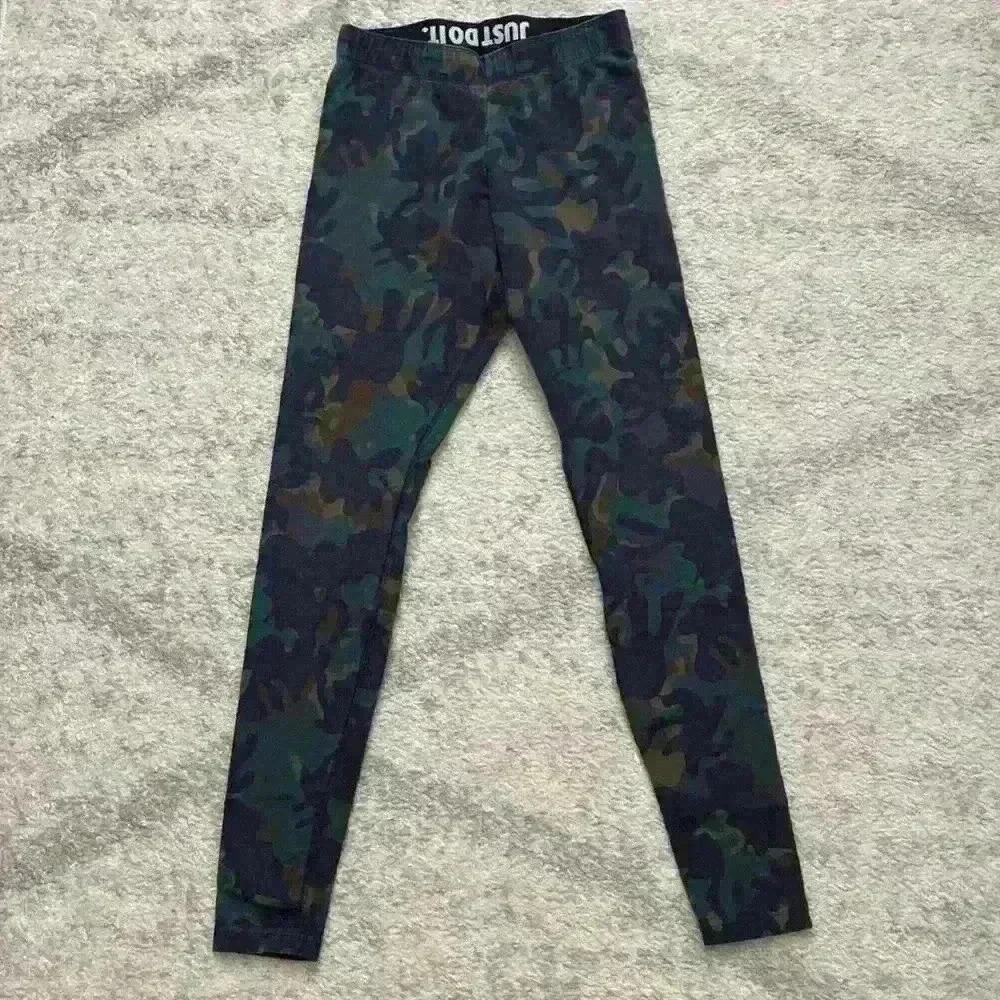 Nike Camo Leggings